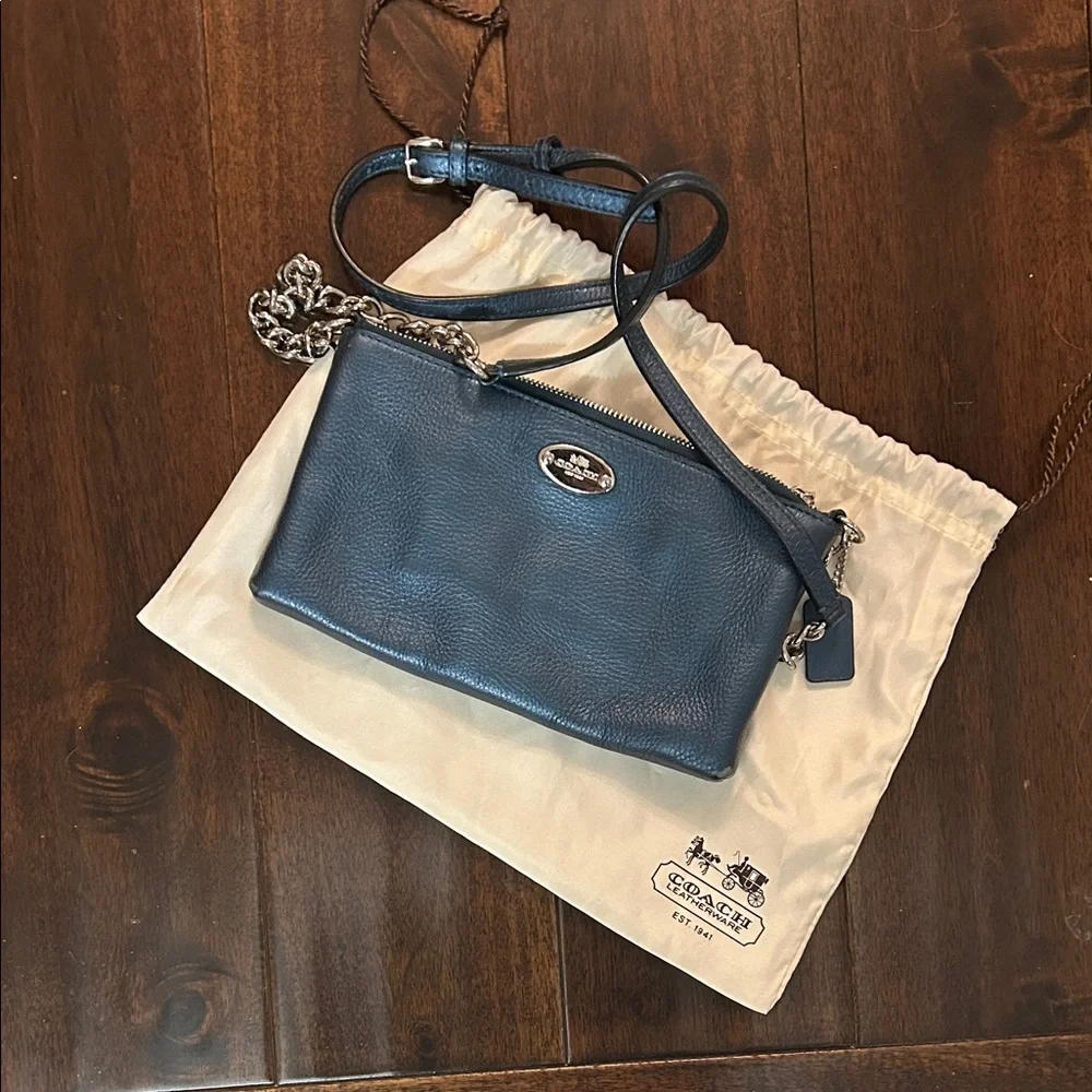 Coach Crossbody Bag - Picture 1 of 4